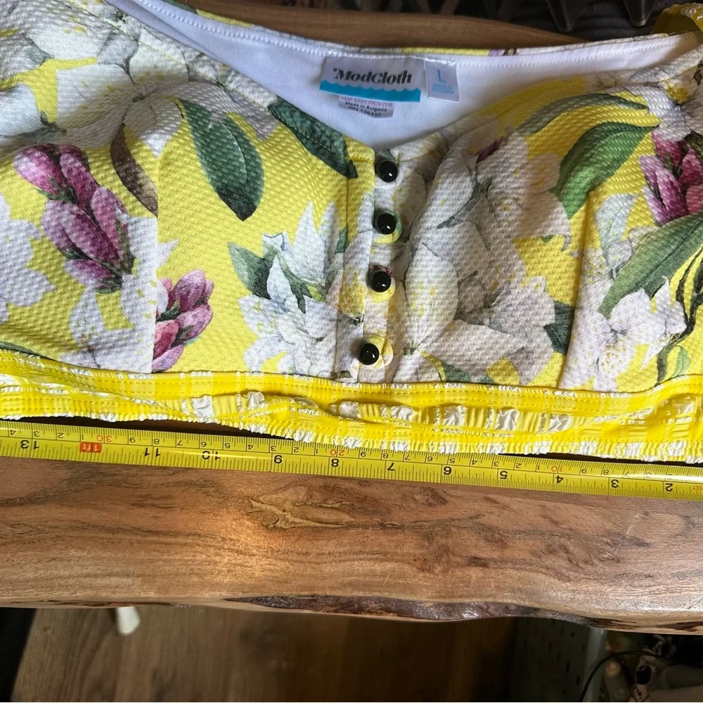 Modcloth Sissone Bikini Cropped Top Retro Yellow Floral - Picture 10 of 10